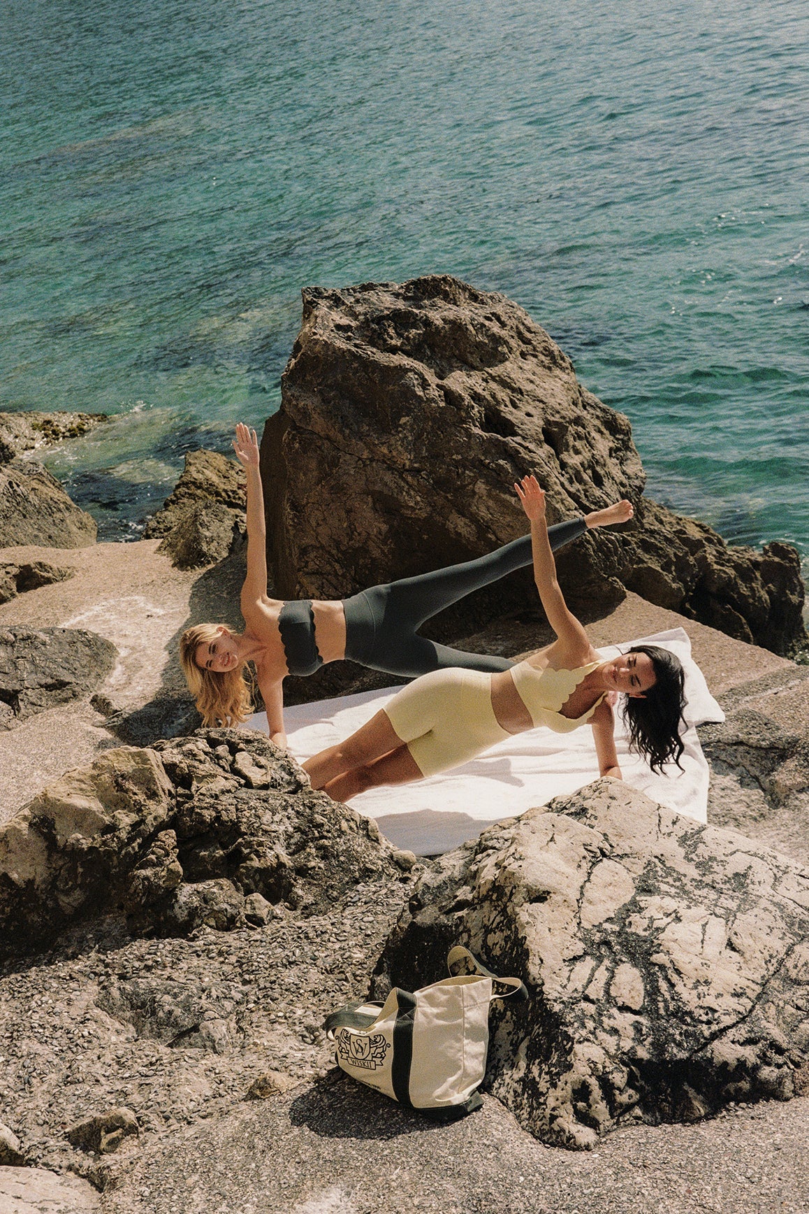 V-Cut Scallop Halter Bra